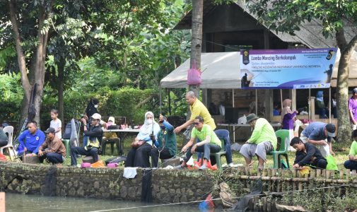 FPH UI Organizes Group Fishing Competition in the 57th Anniversary Series